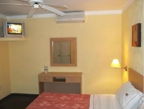 Hotel Castilla Y Leon กัวดาลาฮารา ภายนอก รูปภาพ